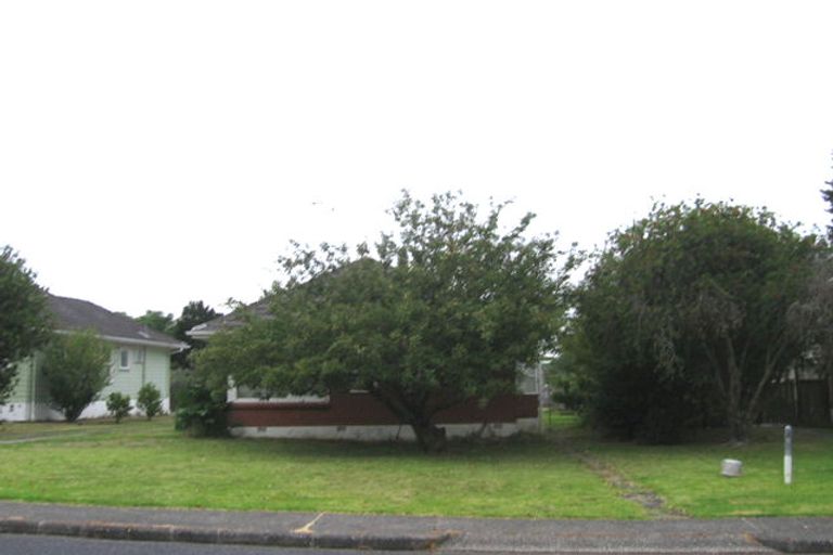 Photo of property in 1/16 Evelyn Place, Hillcrest, Auckland, 0627