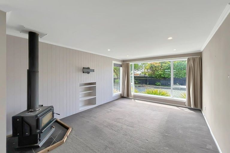 Photo of property in 73 Park Street, Winton, 9720
