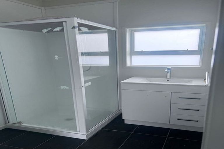 Photo of property in 24 Korau Grove, Stokes Valley, Lower Hutt, 5019