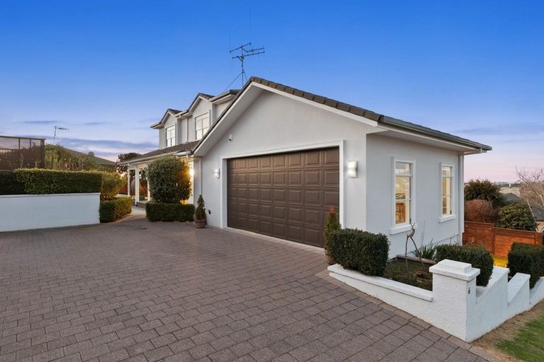 Photo of property in 6 Norfolk Way, Welcome Bay, Tauranga, 3112