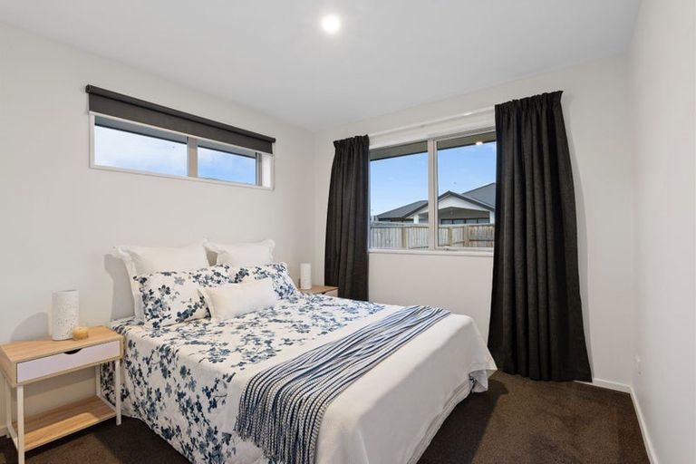 Photo of property in 34 Hilton Drive, Amberley, 7410