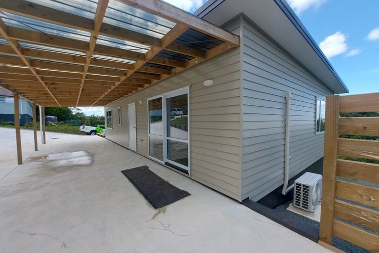 Photo of property in 5 Milla Mae Rise, Woodhill, 0110