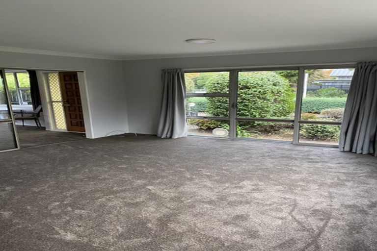 Photo of property in 1/27 Thorrington Road, Cashmere, Christchurch, 8022