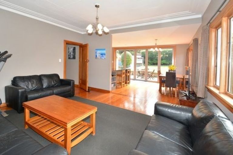 Photo of property in 24 Elgin Road, Mornington, Dunedin, 9011