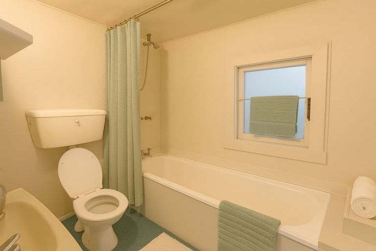 Photo of property in 23a Hythe Street, Athol, 9793