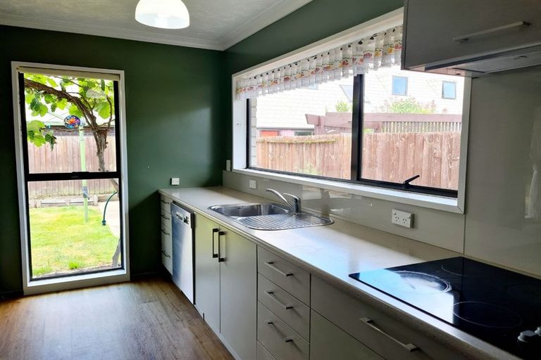 Photo of property in 218 Maidstone Road, Avonhead, Christchurch, 8042