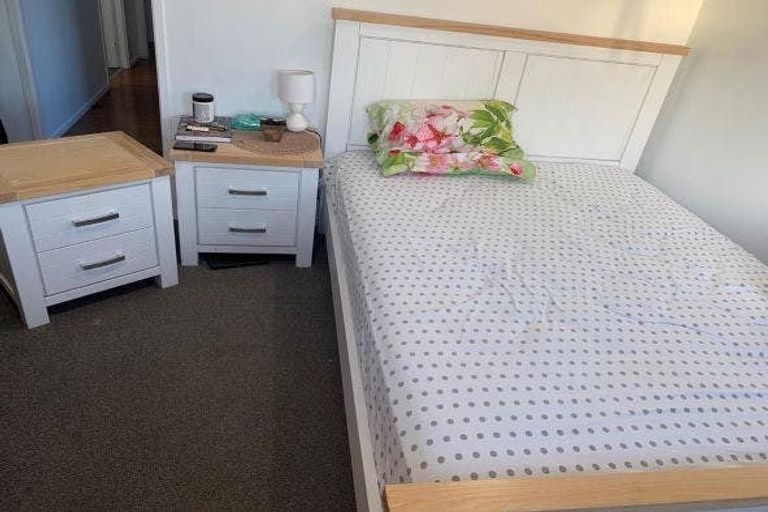 Photo of property in 6 Mayer Place, Ranui, Auckland, 0612