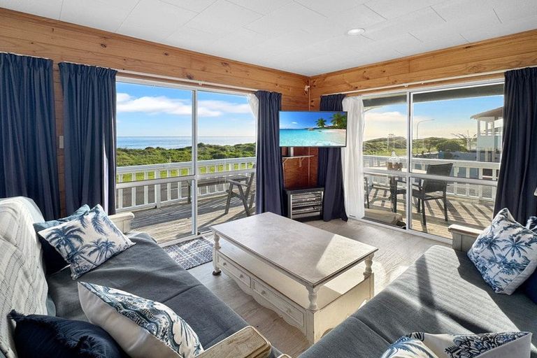 Photo of property in 114 Ocean Road, Ohope, 3121