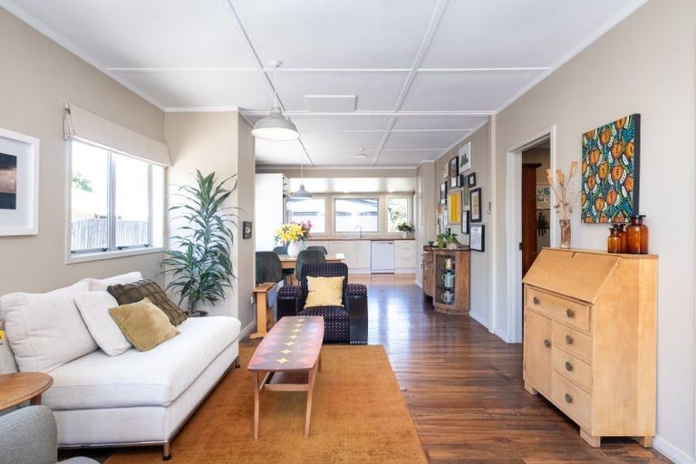 Photo of property in 9 Pedersen Road, Haumoana, 4102