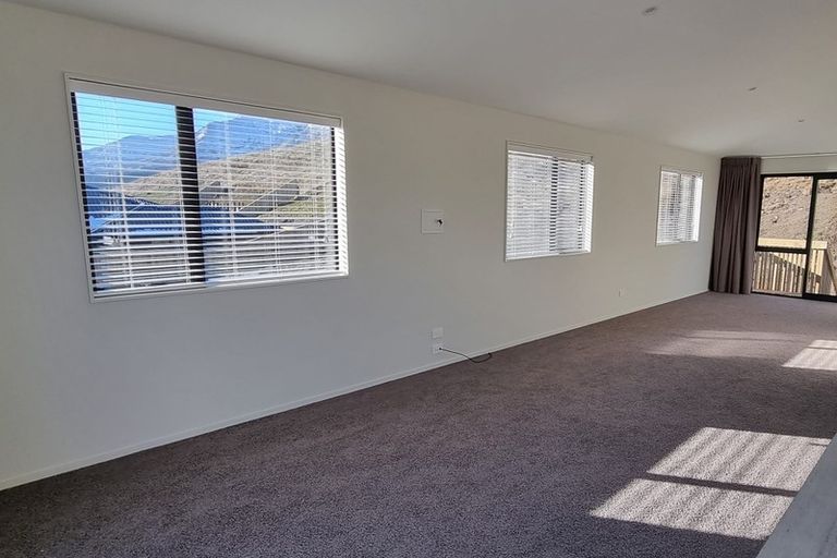 Photo of property in 51 Muster Road, Jacks Point, 9371