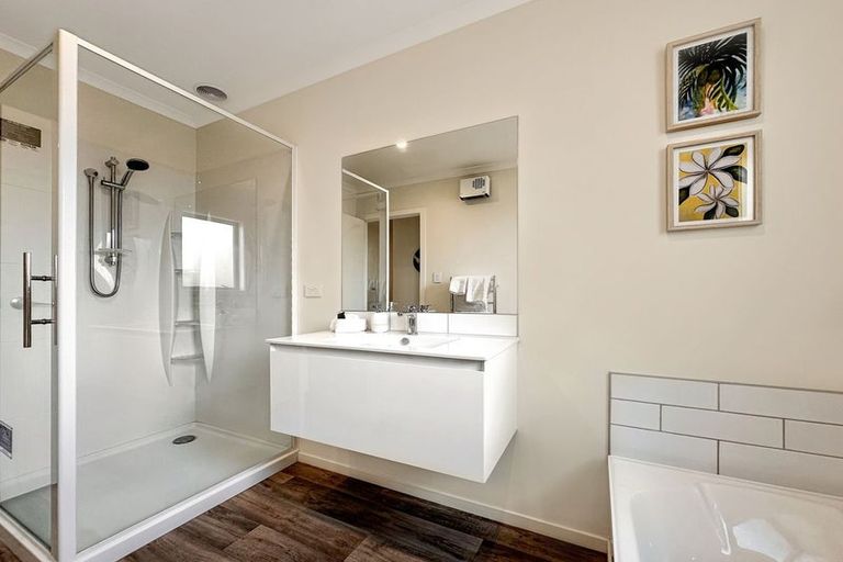 Photo of property in 16 Rhoboro Road, Twizel, 7901