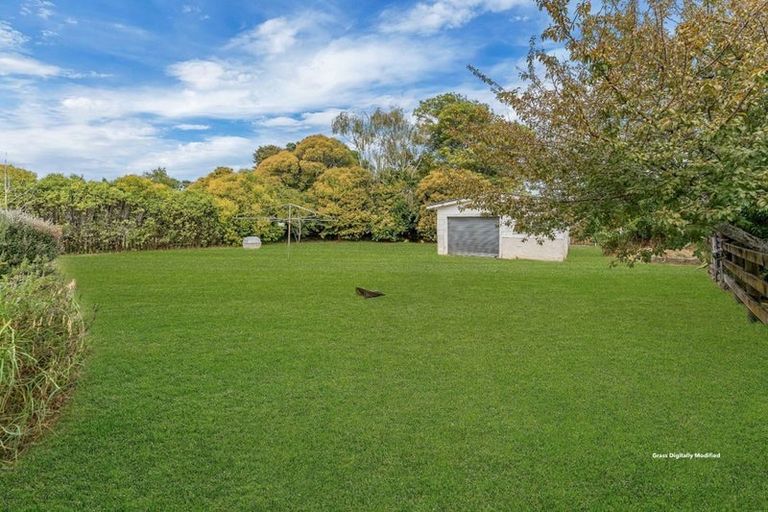 Photo of property in 39 Kaiwaka Road, Waiuku, 2123