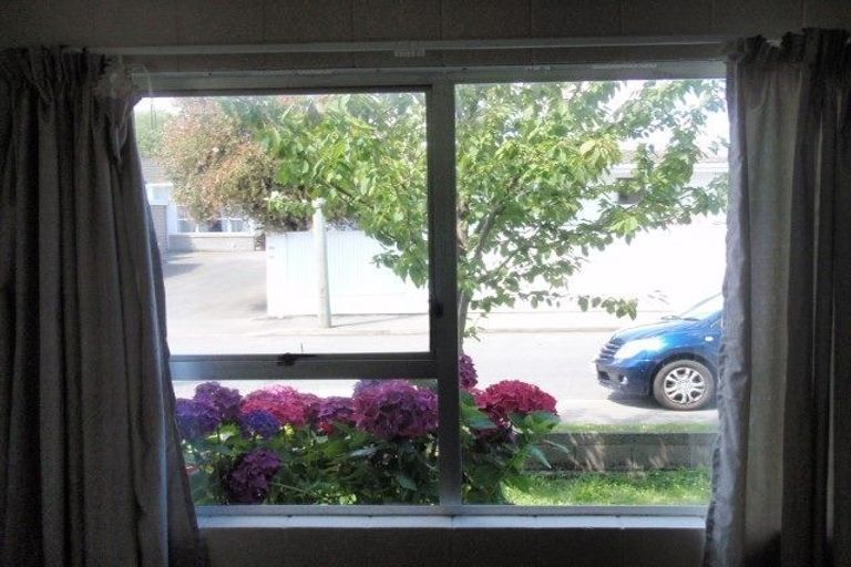 Photo of property in 4/45 Berry Street, St Albans, Christchurch, 8014