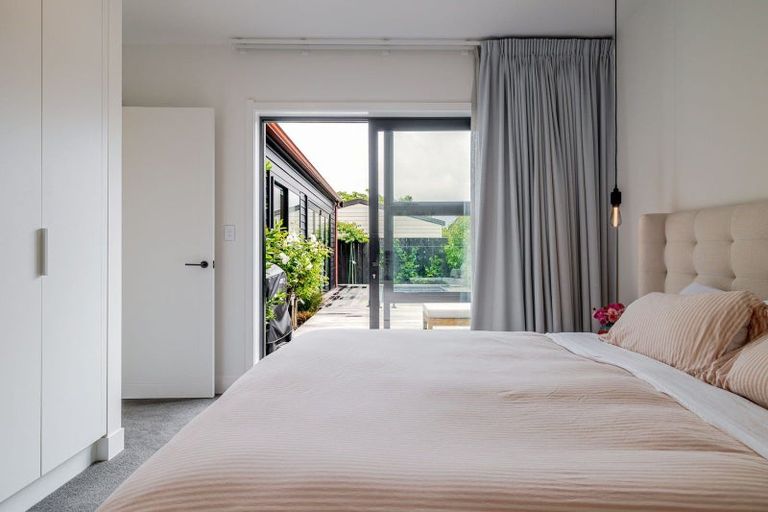 Photo of property in 65 Stanley Avenue, Palmerston North, 4414