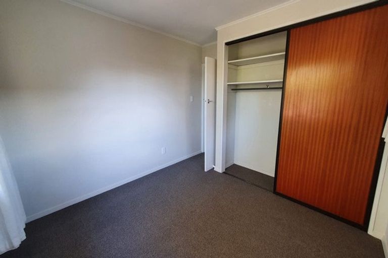 Photo of property in 1/44 Pinehurst Crescent, Russley, Christchurch, 8042