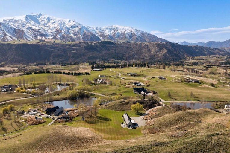 Photo of property in 7 Bendemeer Lane, Lake Hayes, Queenstown, 9371