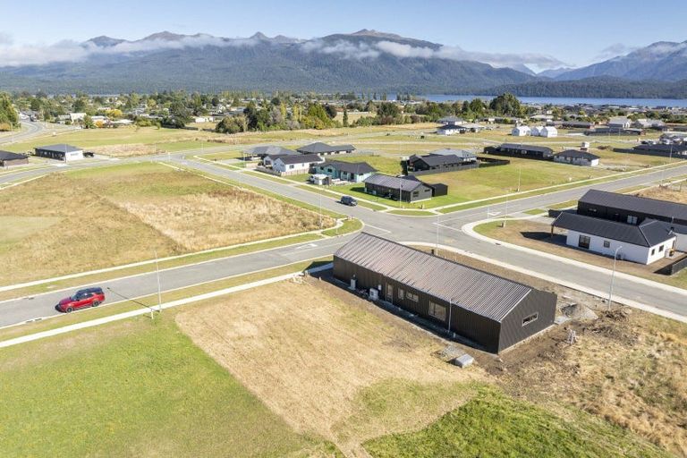 Photo of property in 3 Tukare Loop, Te Anau, 9600