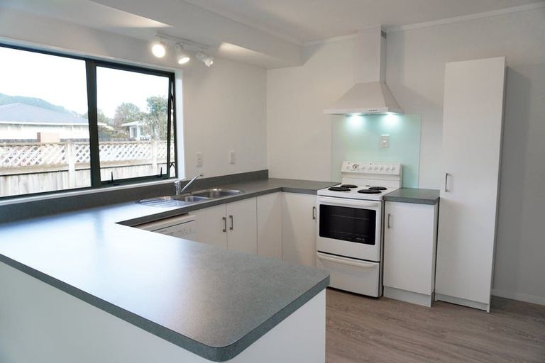 Photo of property in 35 Makarini Street, Paraparaumu, 5032