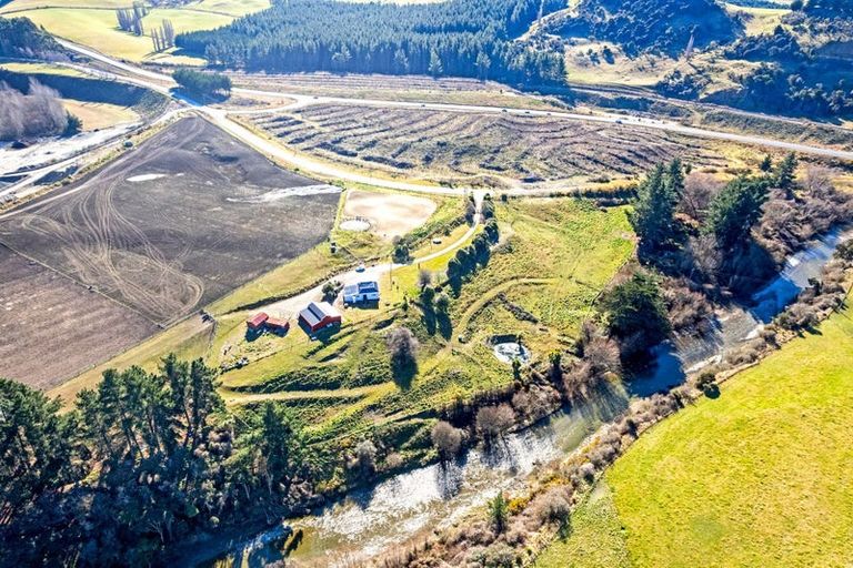 Photo of property in 2254 Herbert-hampden Road, Herbert, Oamaru, 9495