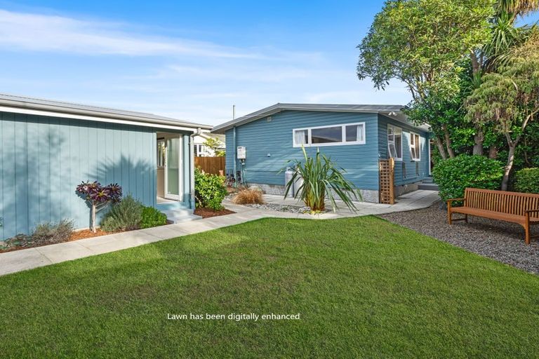 Photo of property in 71 Main Road, Redcliffs, Christchurch, 8081