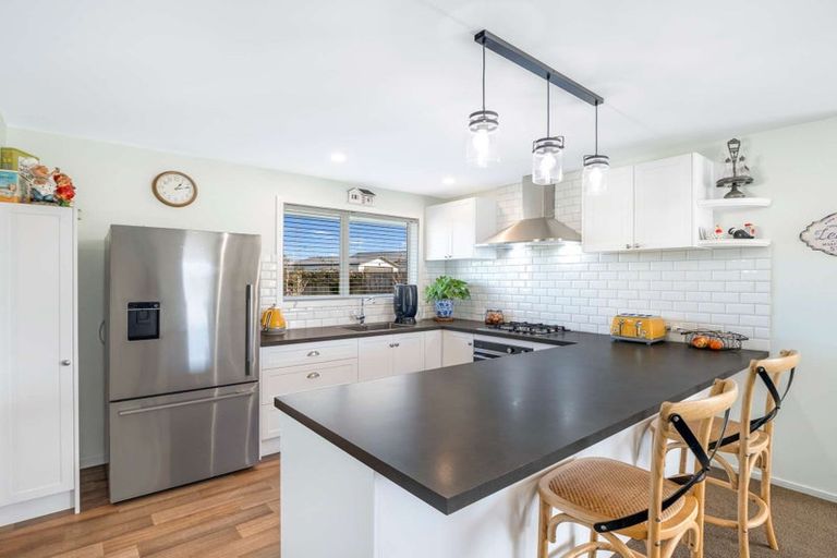 Photo of property in 4 Pukeko Way, Amberley, 7410