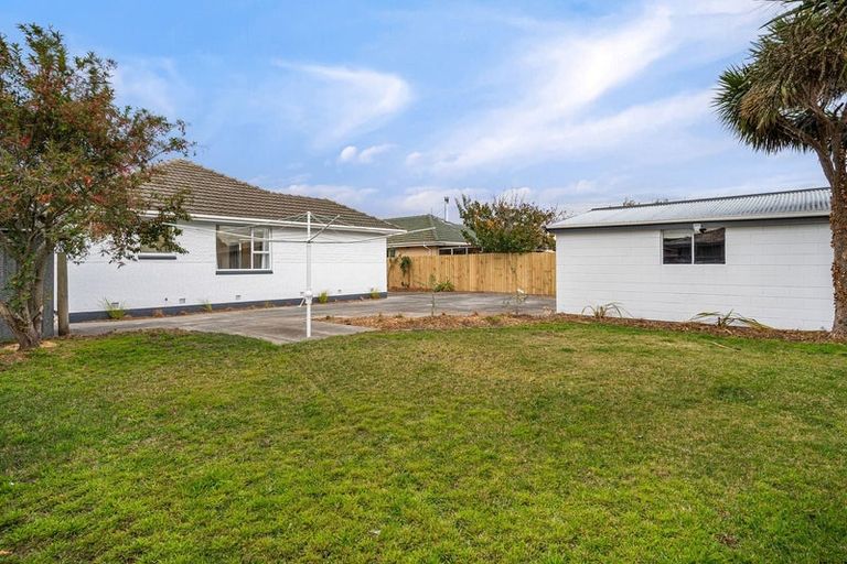 Photo of property in 16 Leverett Place, North New Brighton, Christchurch, 8083