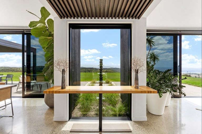 Photo of property in 1612p Pakiri Road, Tomarata, Wellsford, 0972