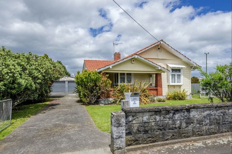 Photo of property in 31 Victoria Street, Levin, 5510