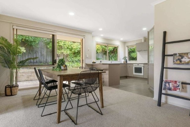 Photo of property in 5 Rosella Drive, Welcome Bay, Tauranga, 3112