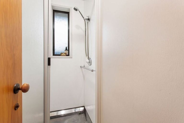 Photo of property in 8 Tuscany Place, Beckenham, Christchurch, 8023