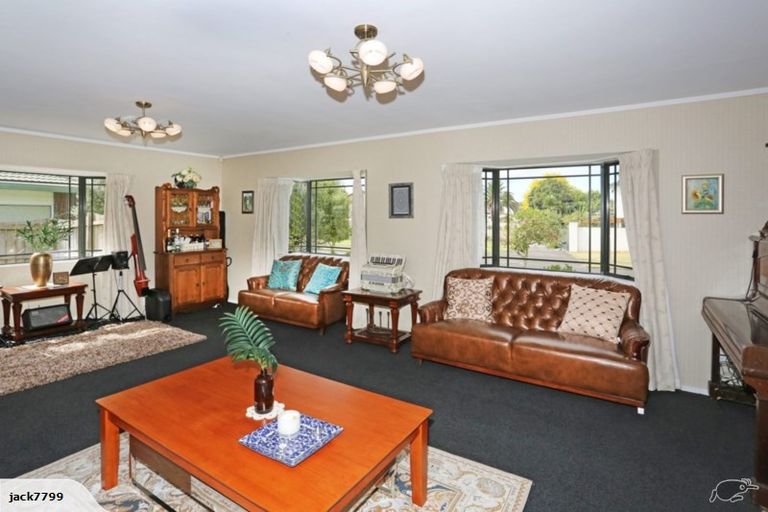 Photo of property in 3 Glenross Drive, Wattle Downs, Auckland, 2103