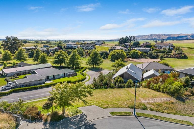 Photo of property in 36 Golf View Close, Fairhall, 7272