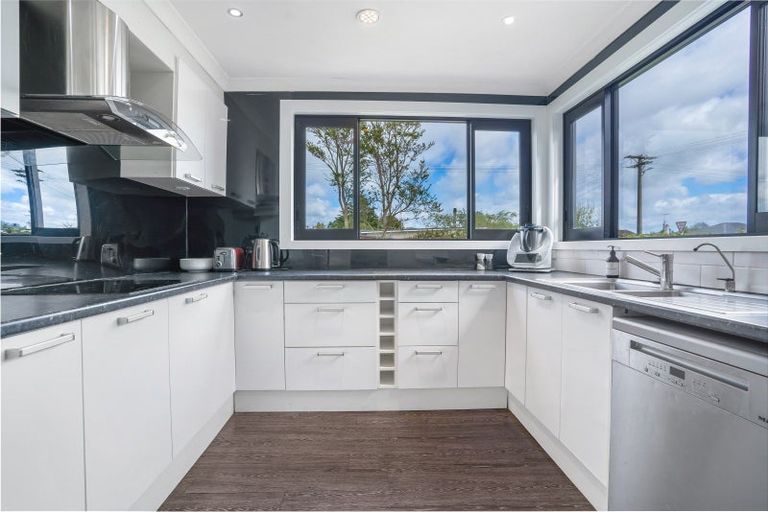 Photo of property in 33 Mary Street, Winton, 9720