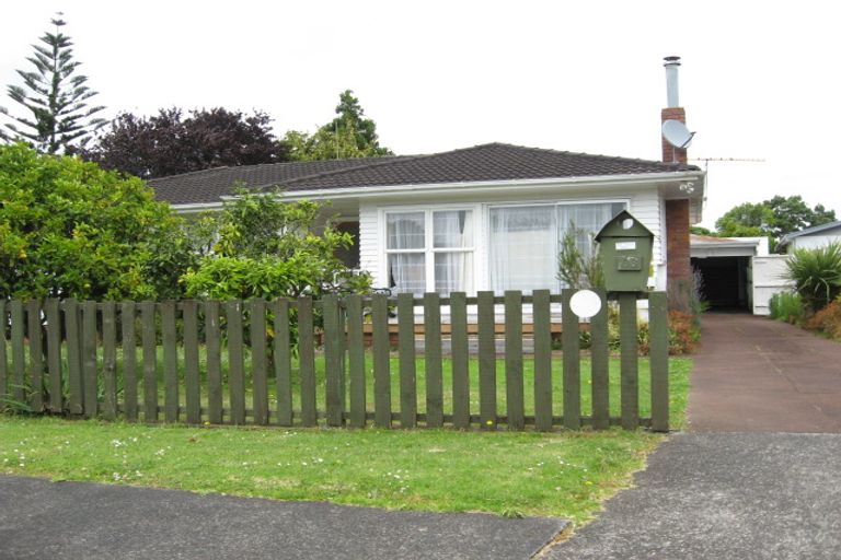 Photo of property in 66 Muir Avenue, Mangere Bridge, Auckland, 2022