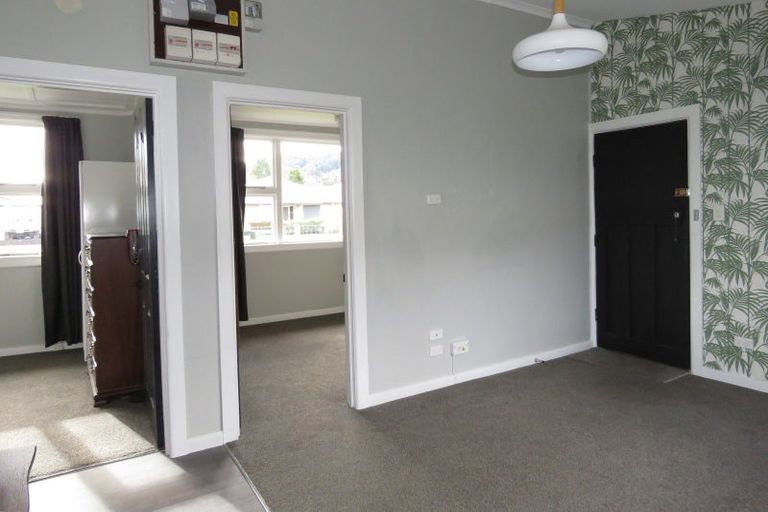 Photo of property in 75 Shiel Street, Reefton, 7830