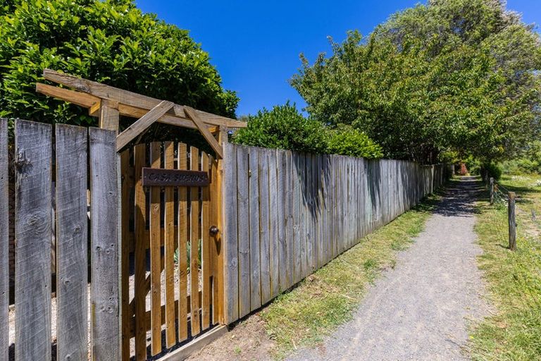 Photo of property in 14 The Anchorage, Waikawa, Picton, 7220