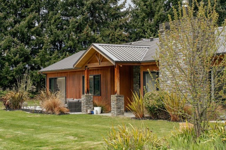 Photo of property in 62 Morven Ferry Road, Arrow Junction, Queenstown, 9371