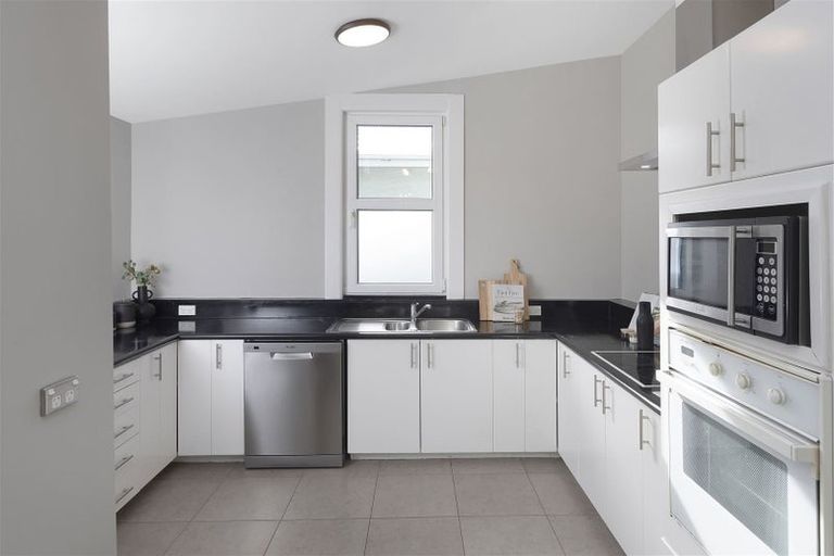 Photo of property in 147 Strickland Street, Spreydon, Christchurch, 8024