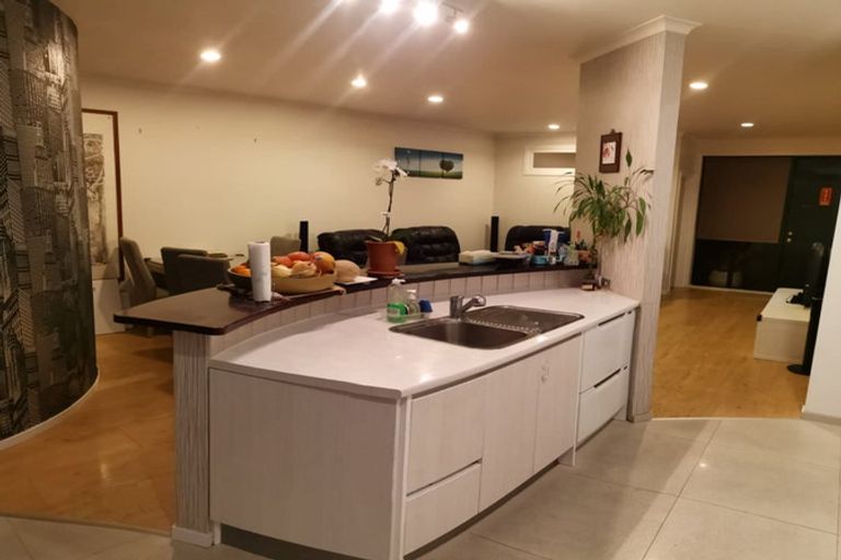 Photo of property in Tuscany Towers, 30/1 Ambrico Place, New Lynn, Auckland, 0600