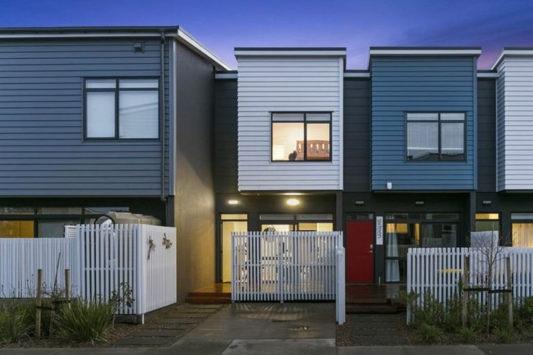 Photo of property in 14 Mollusc Road, Hobsonville, Auckland, 0616