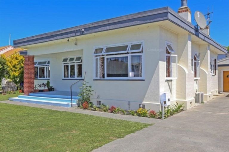 Photo of property in 810 Saint Aubyn Street West, Saint Leonards, Hastings, 4120
