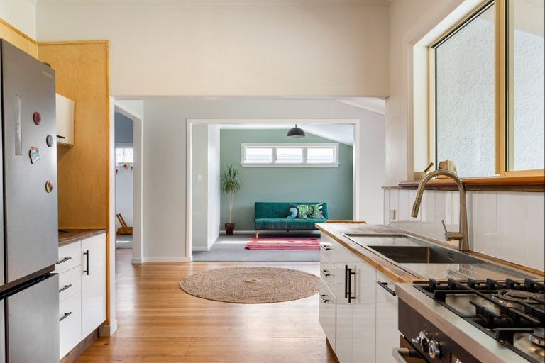 Photo of property in 11 Walsh Street, Mangapapa, Gisborne, 4010