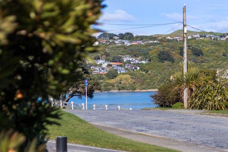 Photo of property in 8 Lambley Road, Titahi Bay, Porirua, 5022