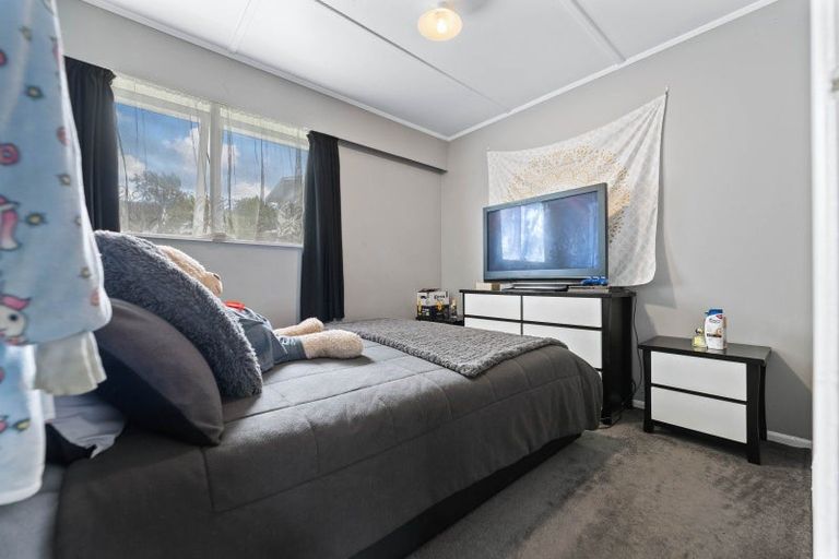 Photo of property in 16 George Place, Tokoroa, 3420