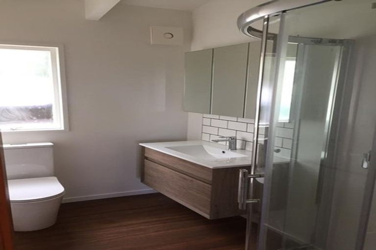 Photo of property in 112a Rosier Road, Glen Eden, Auckland, 0602