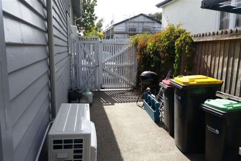 Photo of property in 1055 Colombo Street, St Albans, Christchurch, 8014