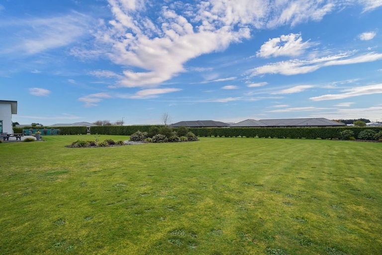 Photo of property in 11 Majestic Chance, Seaward Bush, Invercargill, 9812