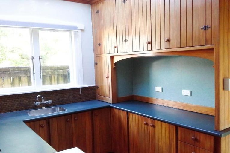Photo of property in 46 Brooklands Road, Brooklands, New Plymouth, 4310