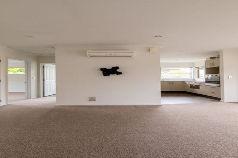 Photo of property in 3 Reeves Road, Rangiora, 7400