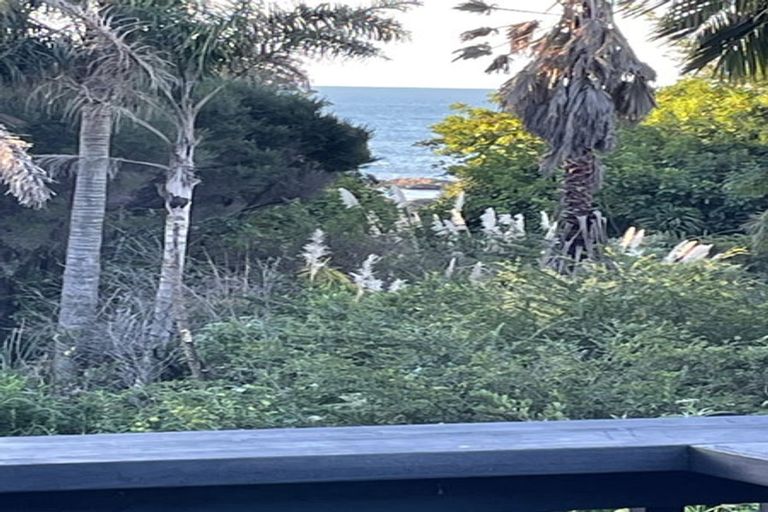 Photo of property in 54 Powells Road, Cable Bay, 0420